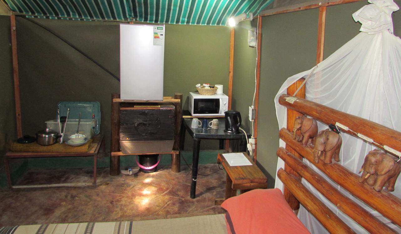 Amanzimlotzi Riverside Bush Camp Hoedspruit Exterior photo