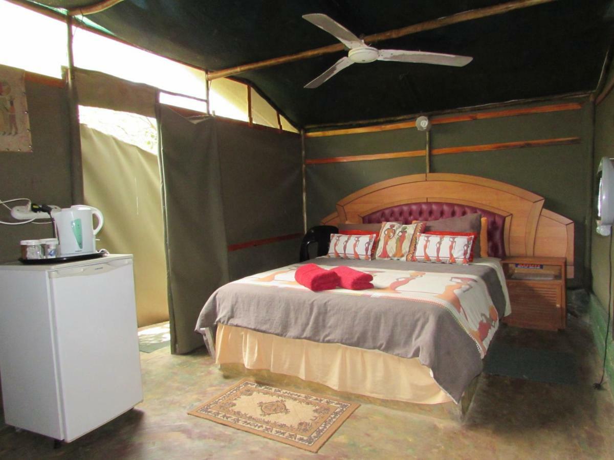 Amanzimlotzi Riverside Bush Camp Hoedspruit Exterior photo